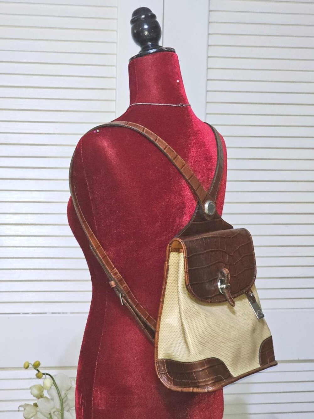Vintage Dooney & Bourke Women's Brown Croc Embossed Leather Backpack Sz M 2560 - Picture 12 of 16